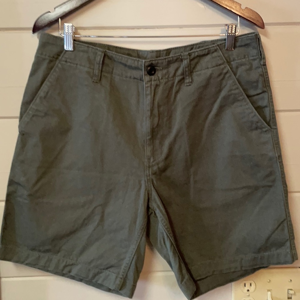 Patagonia Organic Cotton Army Green Shorts Size 34.